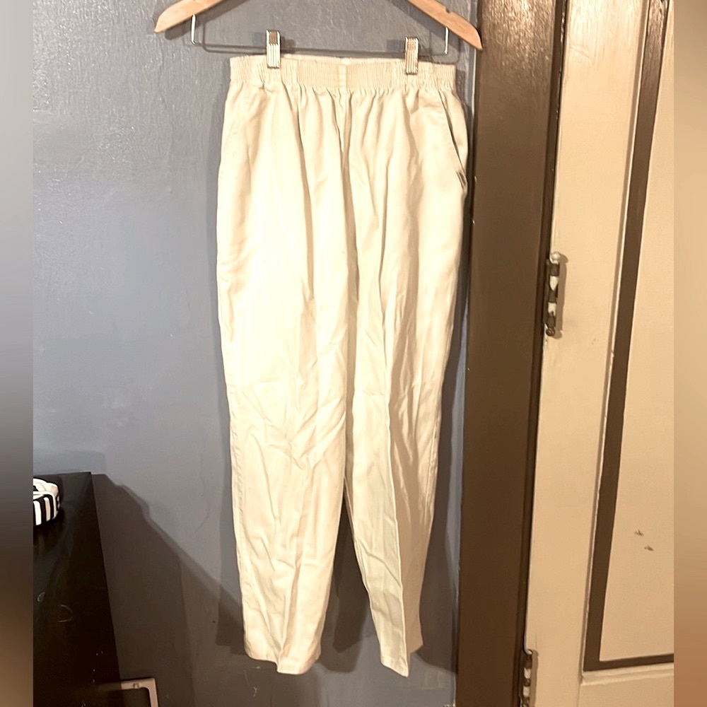 Cotton pull-on pant with high-rise elastic waist 14p